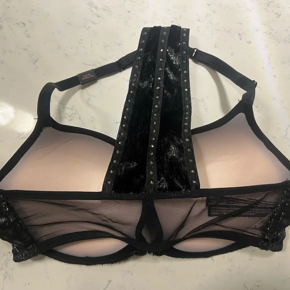 Victoria Secret Rhinestone Racerback with Front Closure - Picture 2 of 3